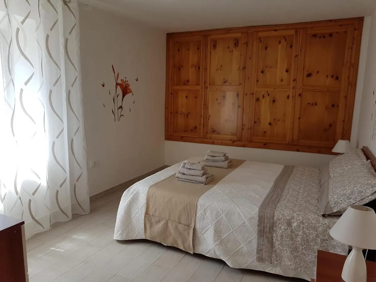 Apartment Appartamento Vacanze La Maddalena La Maddalena